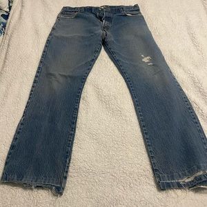 Vintage Levi’s 517 - Distressed !